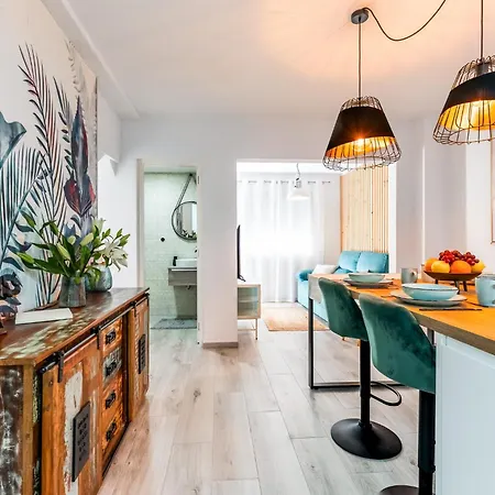 Casa Solsiesta - Sunny Terrace, Pool & Chill Vibes Holiday home *
